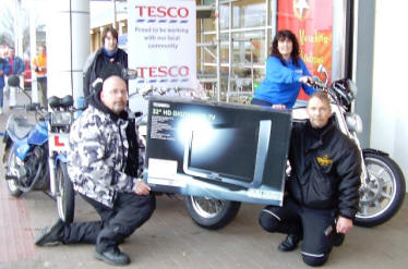 The Three Amigos were in store at Tesco, Pembroke Dock on Saturday 1st December 2007