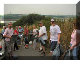Pennar Coastcare Beach_Clean_July_2006